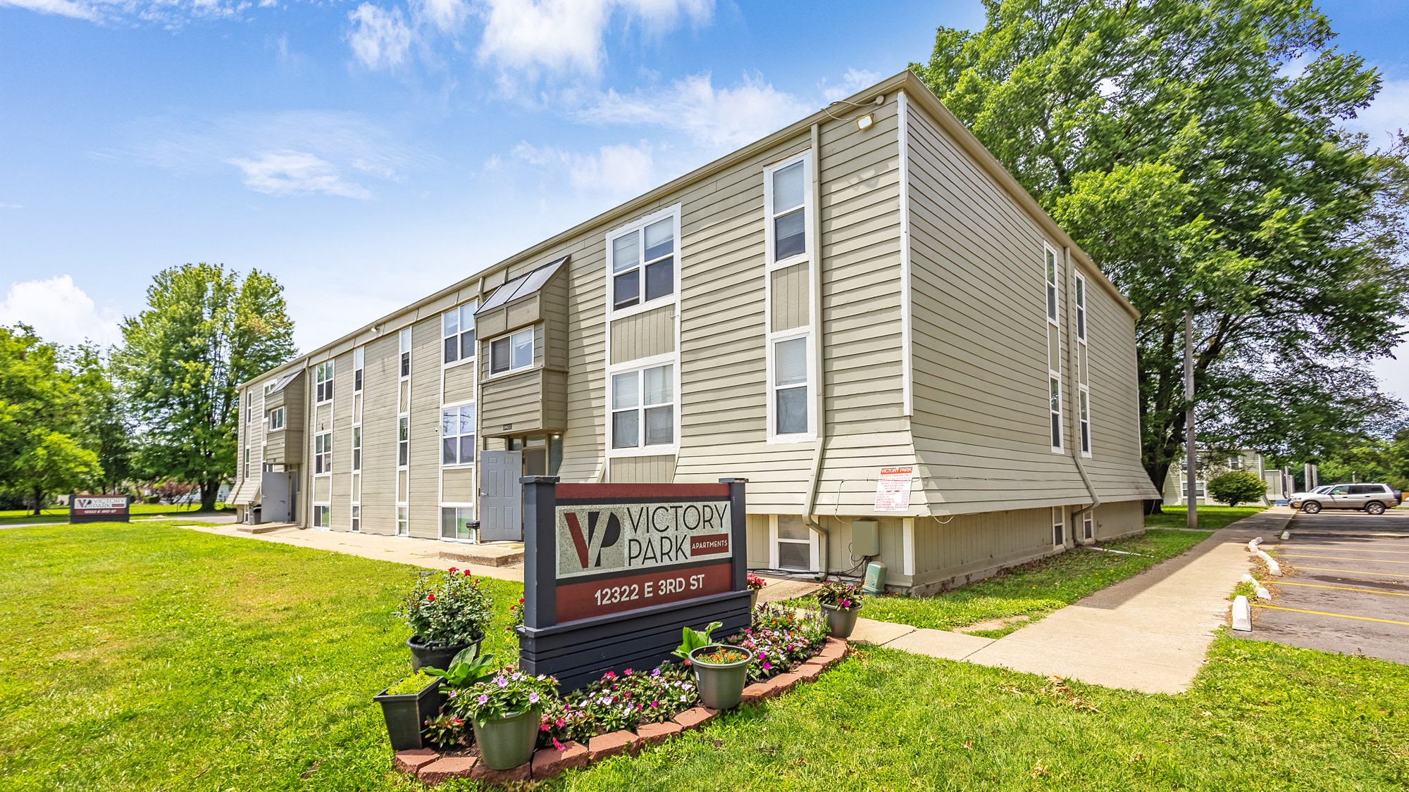 12322 3rd St, Grandview, MO for sale Building Photo- Image 1 of 25