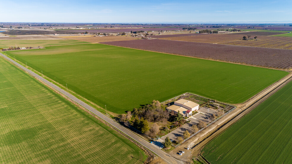 6796 Byrnes Rd, Vacaville, CA à vendre - Photo principale - Image 1 de 34