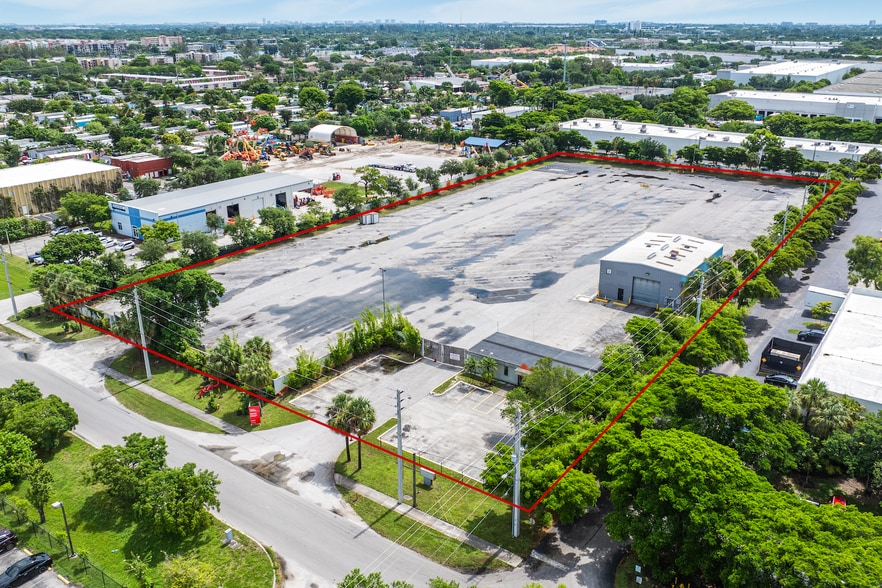 3120D NW 16th Ter, Pompano Beach, FL for lease - Building Photo - Image 1 of 7