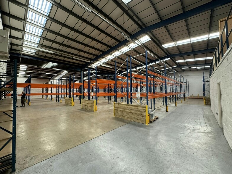 3 Pennard Clos, Northampton for lease - Building Photo - Image 3 of 3