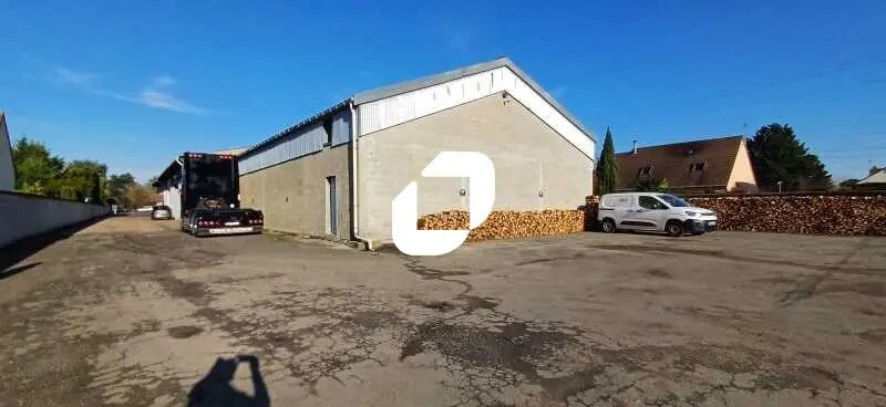 Bureau dans Porcheville à louer Photo du bâtiment- Image 1 de 21