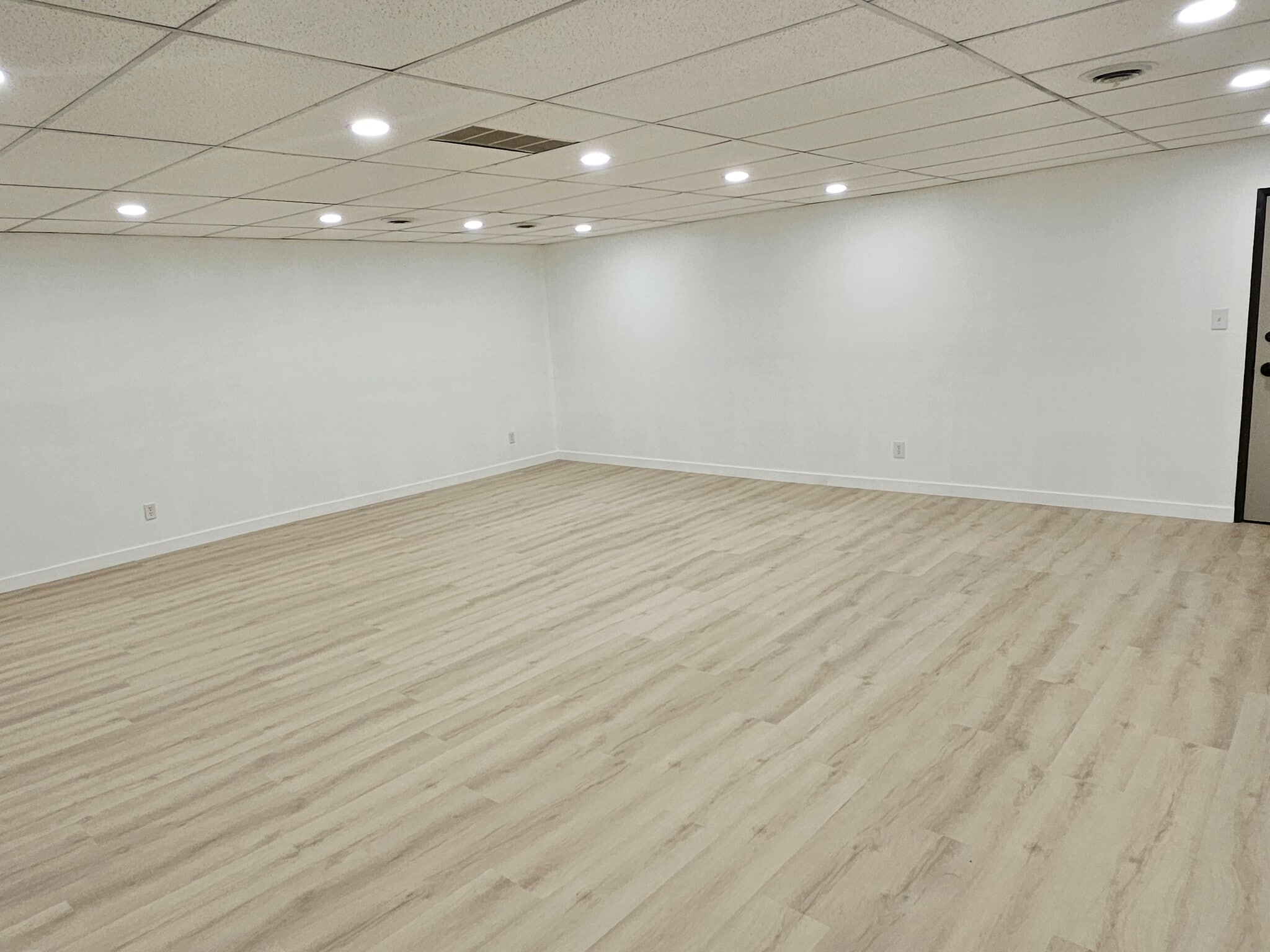 1160 S State St, Orem, UT for lease Interior Photo- Image 1 of 4