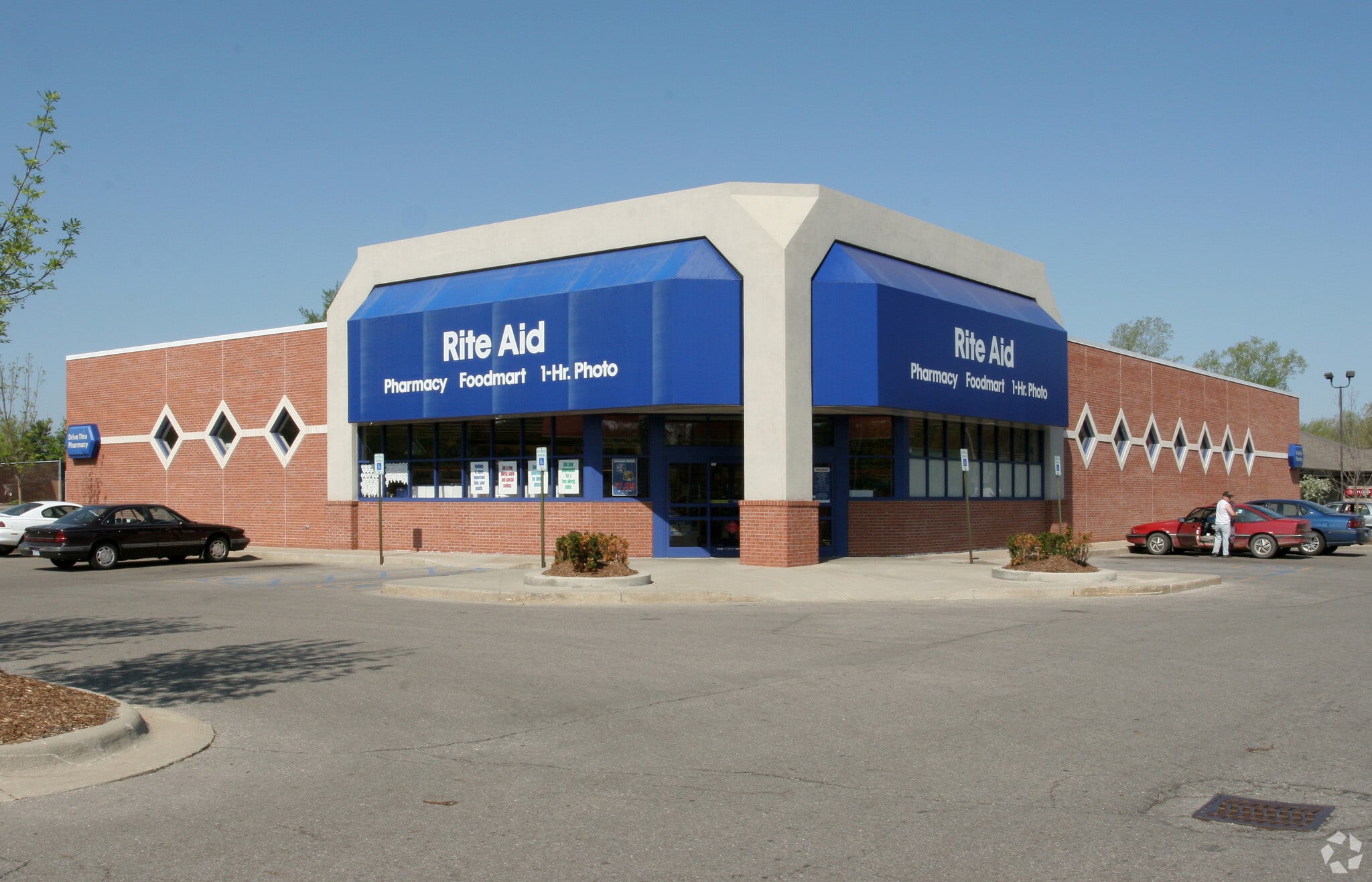 2263 Cedar St, Holt, MI for sale Building Photo- Image 1 of 11