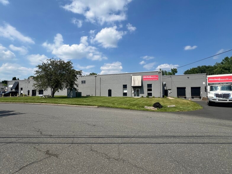 1296 Adams Rd, Bensalem, PA for lease - Building Photo - Image 2 of 5