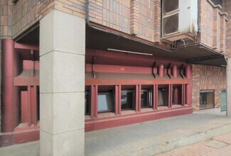 Plus de détails pour Multi-résidentiel à vendre