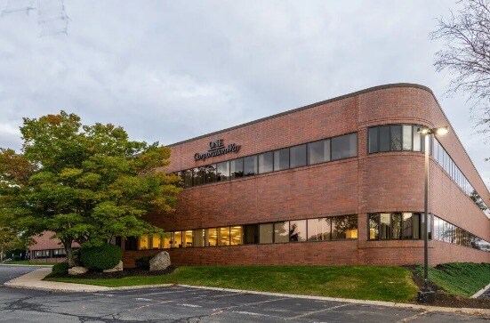 1 Corporation Way, Peabody, MA à louer - Photo du bâtiment - Image 2 de 5