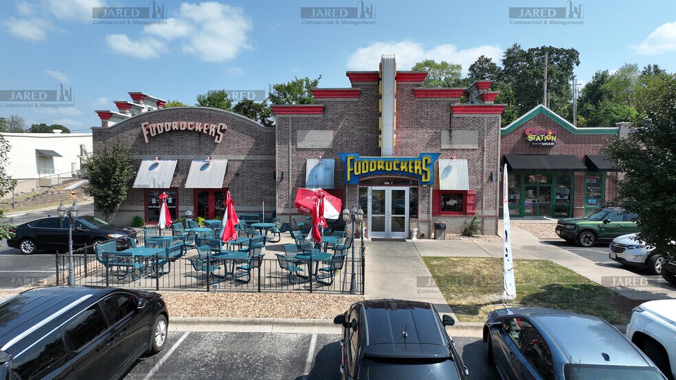 1615 W Highway 76, Branson, MO à louer - Photo du bâtiment - Image 3 de 20