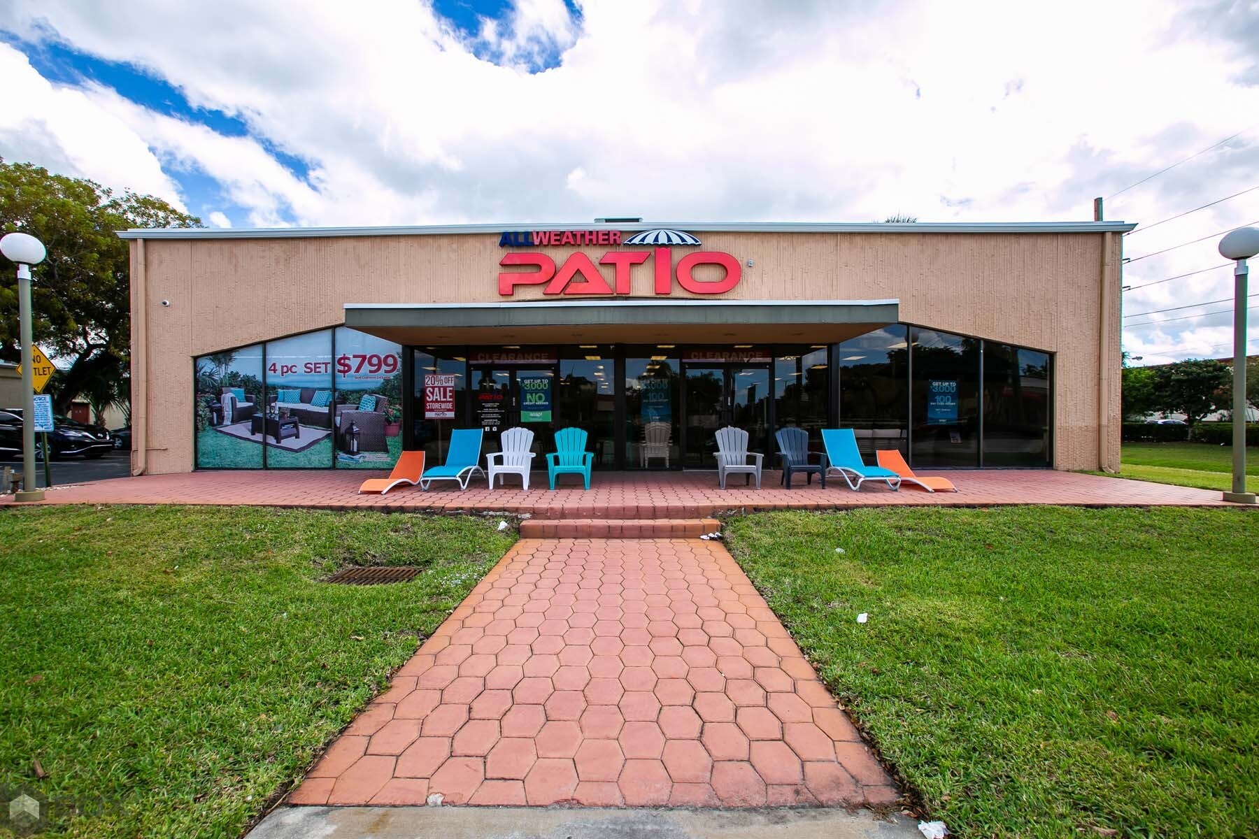 2050 N University Dr, Sunrise, FL for lease Building Photo- Image 1 of 23