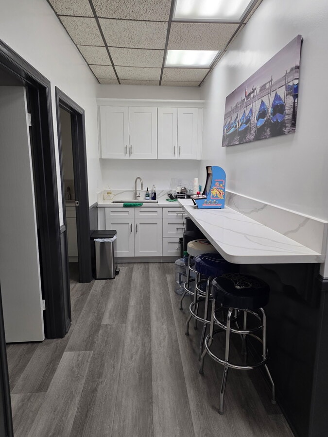 2-72 N Central Ave, Upland, CA 91786 - Unité 18 -  - Photo intérieure - Image 1 of 10