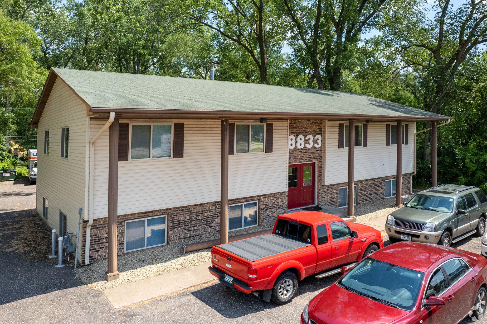 8833 NE Central Ave, Blaine, MN for lease Building Photo- Image 1 of 5