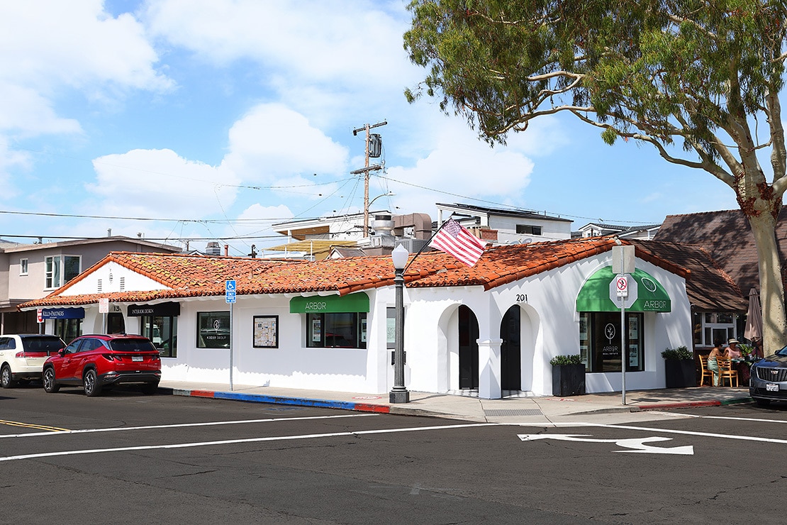 1306 Park Ave, Newport Beach, CA à louer Photo principale- Image 1 de 7