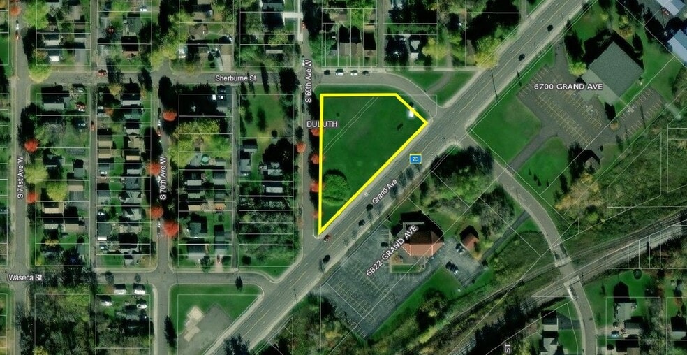 6800 Grand Ave, Duluth, MN à vendre - Photo du bâtiment - Image 1 de 1