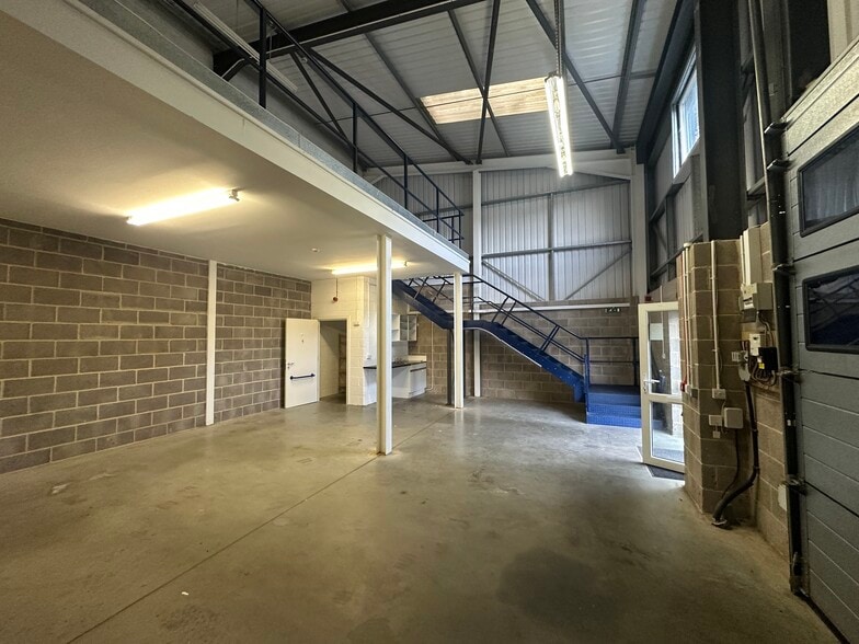 Blackhill Rd, Poole for lease - Building Photo - Image 2 of 3