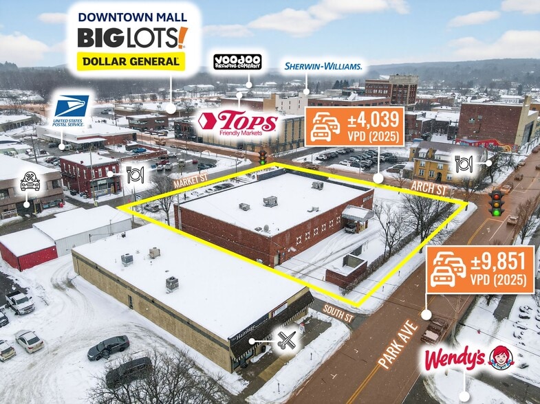 975 Market St, Meadville, PA à vendre - Photo du bâtiment - Image 3 de 9