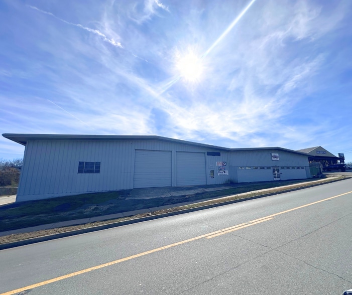 207 Edison Ave, Benton, AR for lease - Building Photo - Image 3 of 12