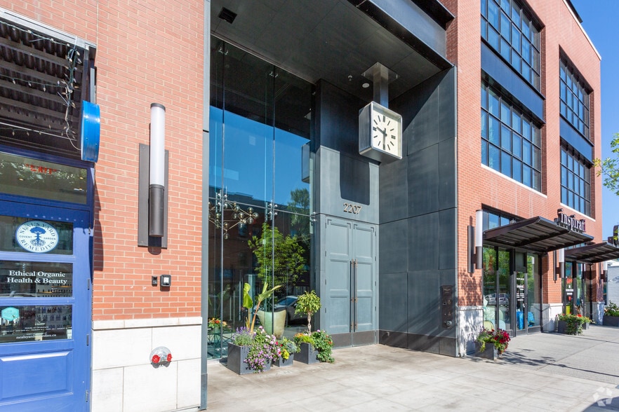 2207 4th St SW, Calgary, AB for lease - Building Photo - Image 2 of 5