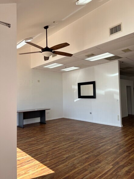 3512 del prado Blvd S, Cape Coral, FL à louer - Photo intérieure - Image 3 de 12