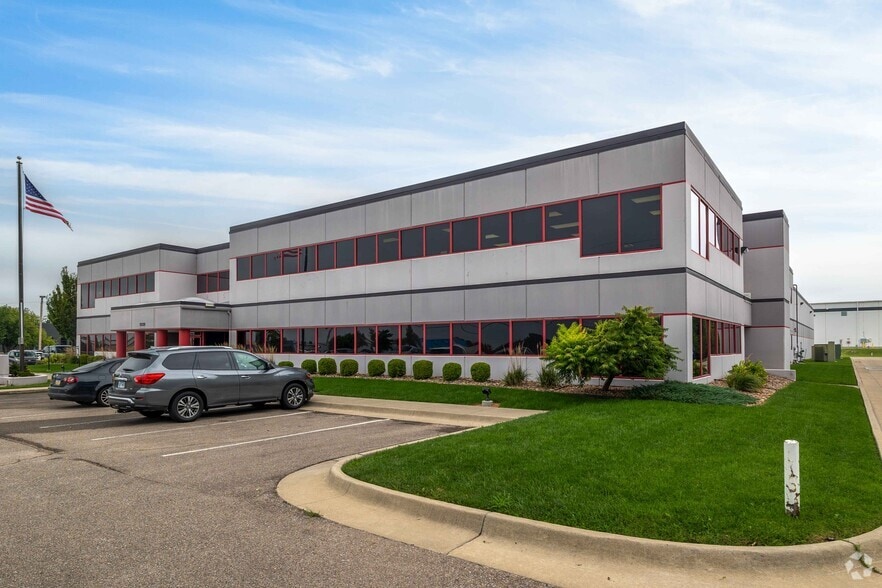 9229 E 37th St, Wichita, KS for lease - Building Photo - Image 3 of 3