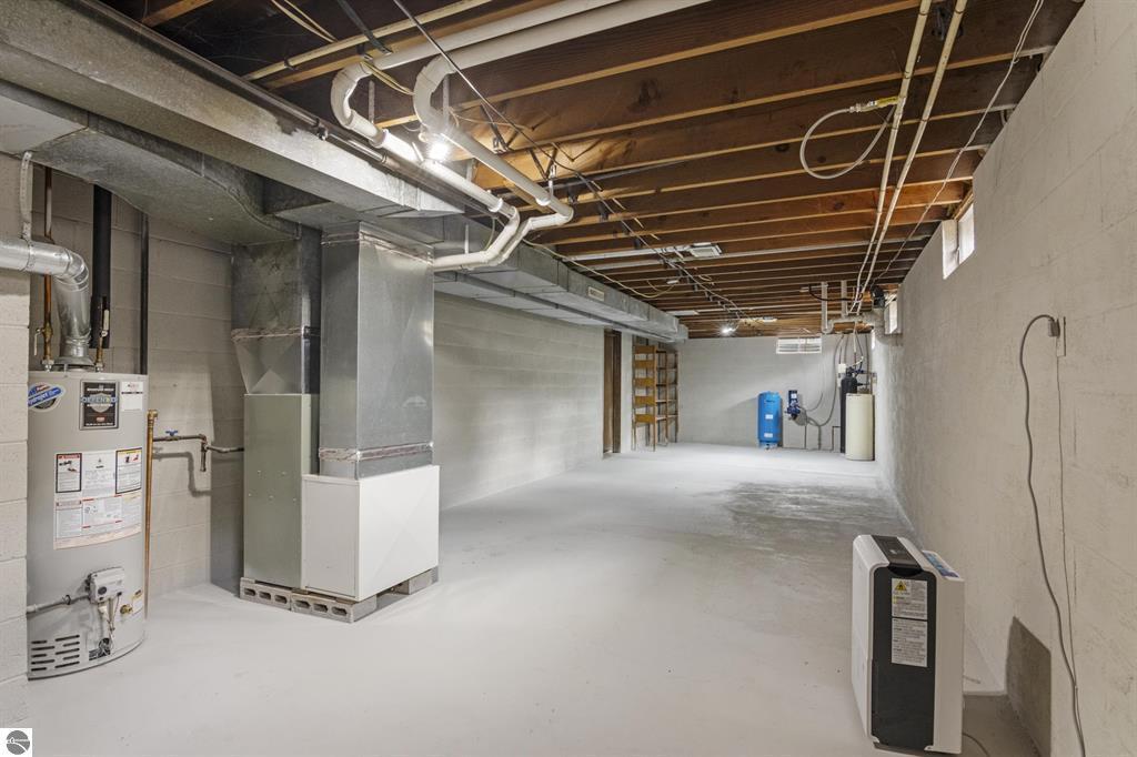 3066 S M 37, Traverse City, MI à vendre Photo principale- Image 1 de 22