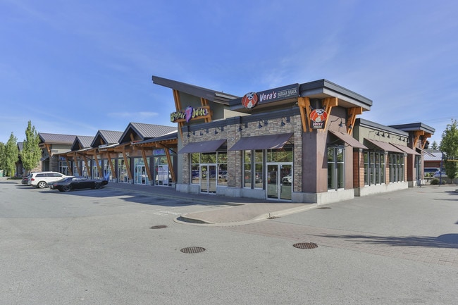 Plus de détails pour 18640 Fraser Hwy, Surrey, BC - Commerce de détail à vendre