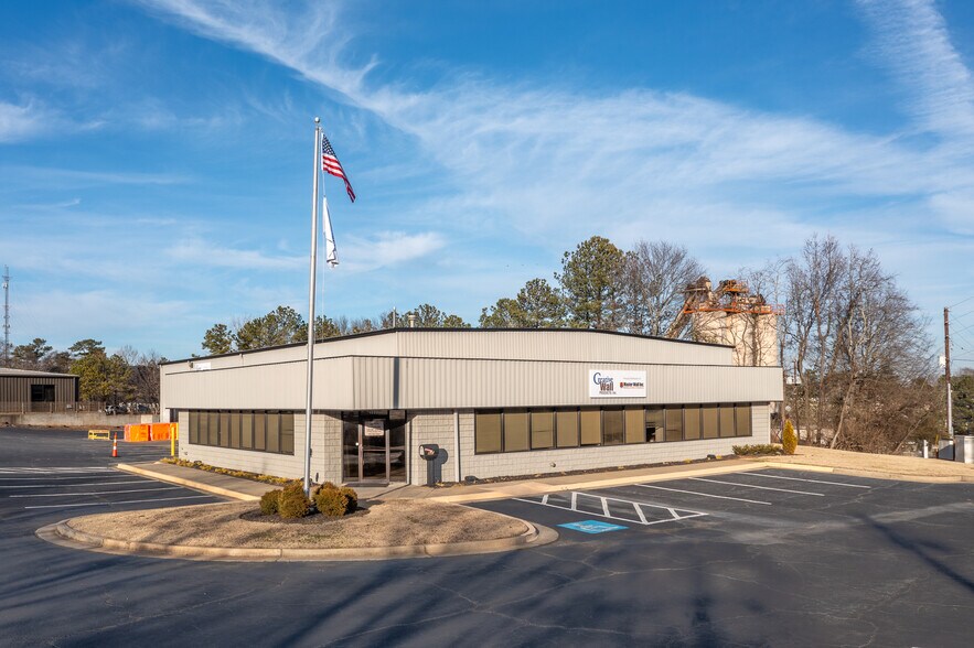 980 Kenmill Dr, Marietta, GA for lease - Building Photo - Image 1 of 8