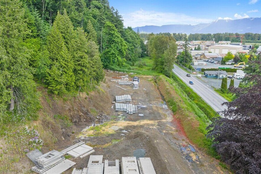 8395 Chilliwack Mountain Rd, Chilliwack, BC à vendre - Aérien - Image 2 de 15