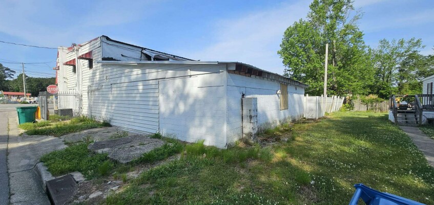 2133 E 5th St, Lumberton, NC à vendre - Photo du bâtiment - Image 3 de 7