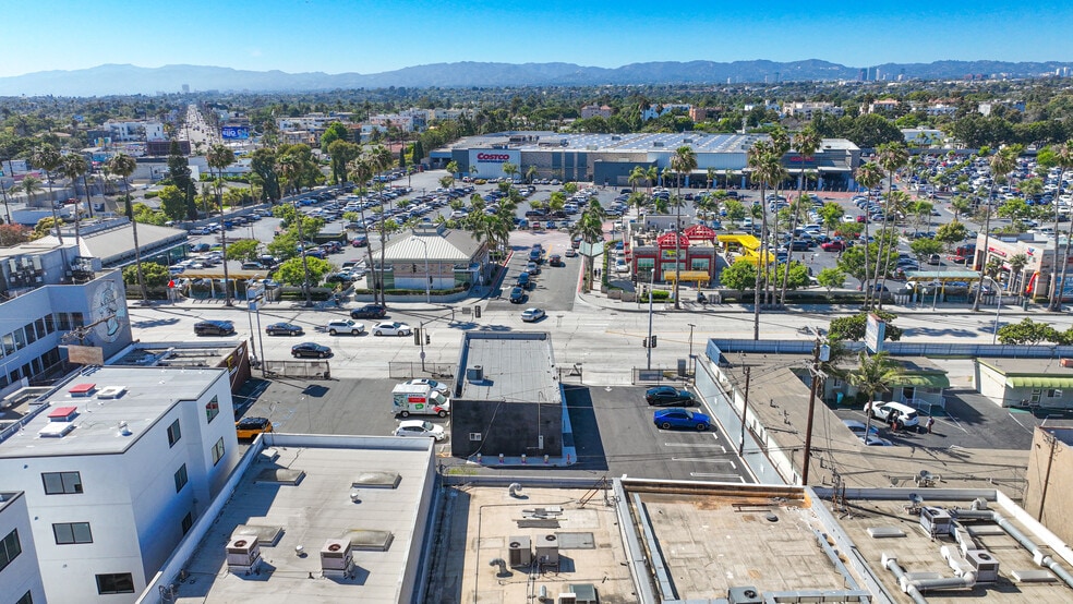 13452 Washington Blvd, Marina Del Rey, CA for lease - Building Photo - Image 3 of 26