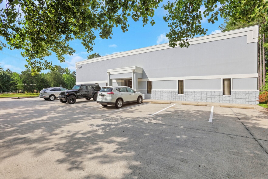 1700 Spectrum Dr, Lawrenceville, GA for sale - Building Photo - Image 1 of 10
