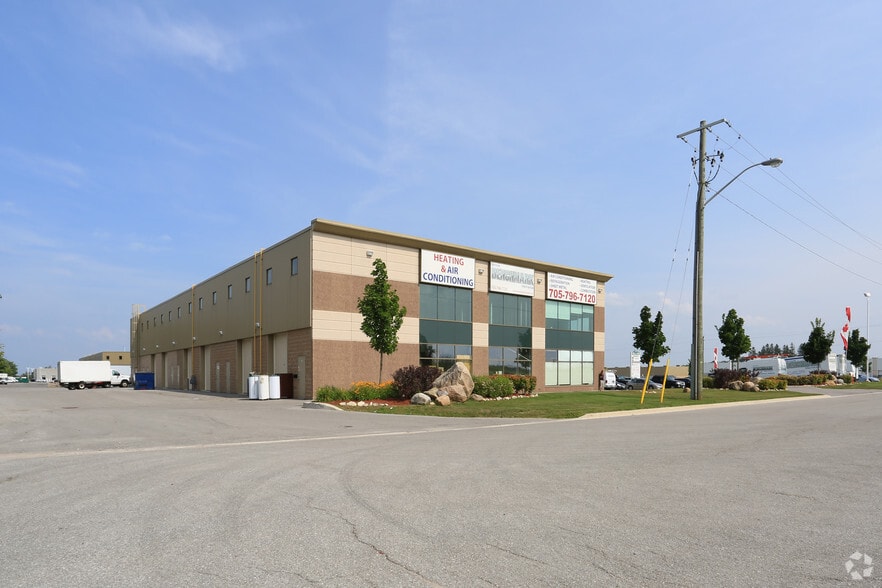 40 Mills Rd, Barrie, ON for lease - Building Photo - Image 2 of 9