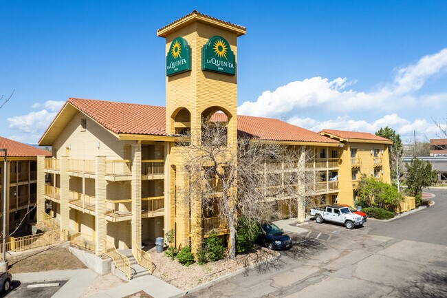 More details for 8701 Turnpike Dr, Westminster, CO - Hospitality for Sale