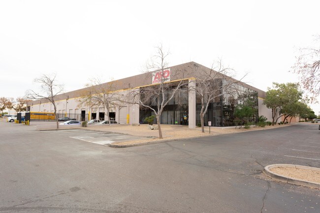 Plus de détails pour 3945-3949 W Van Buren St, Phoenix, AZ - Industriel à louer