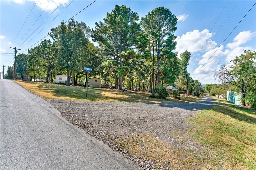 20239 W Cookson Bend Rd, Cookson, OK à vendre - Photo du bâtiment - Image 2 de 3
