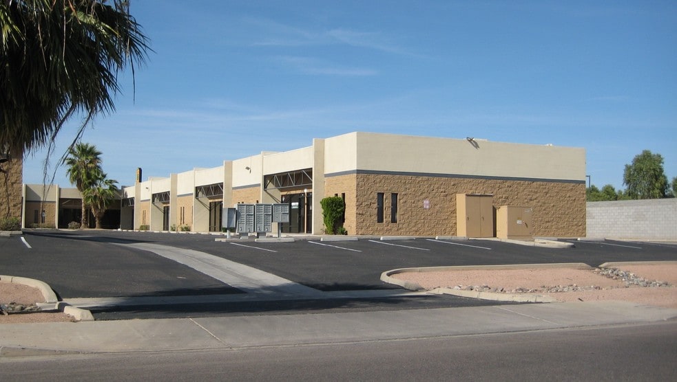 1201 N 54th Ave, Phoenix, AZ for lease - Building Photo - Image 3 of 6