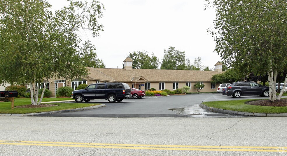 13 Chenell Dr, Concord, NH for sale - Building Photo - Image 2 of 6