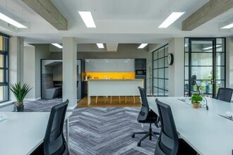 320 Witan Gate W, Milton Keynes for lease Interior Photo- Image 2 of 6
