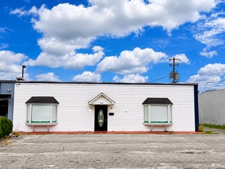 More details for 210 Henderson Dr, Jacksonville, NC - Retail for Sale