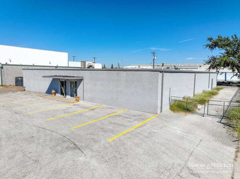 614 Easy St, Garland, TX for sale - Building Photo - Image 3 of 6