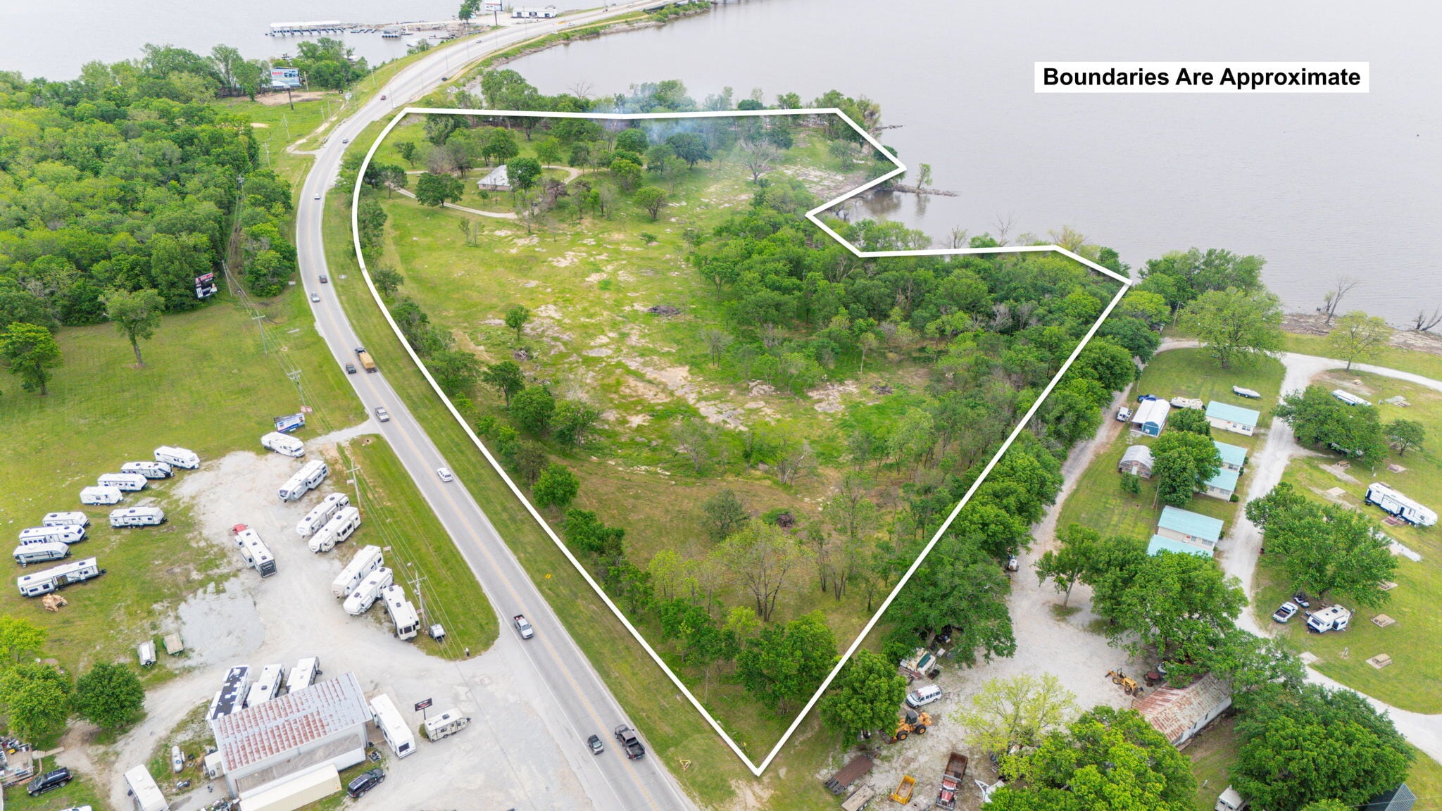 25421 US-59, Grove, OK à vendre Photo principale- Image 1 de 17