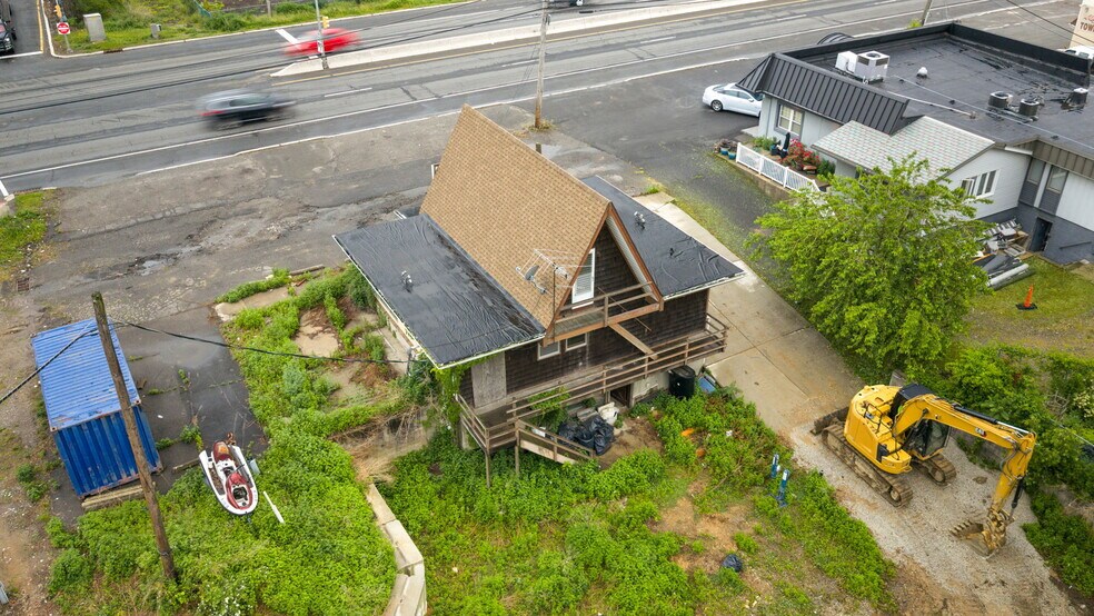 2060 Highway 35, South Amboy, NJ à vendre - Photo du bâtiment - Image 3 de 14