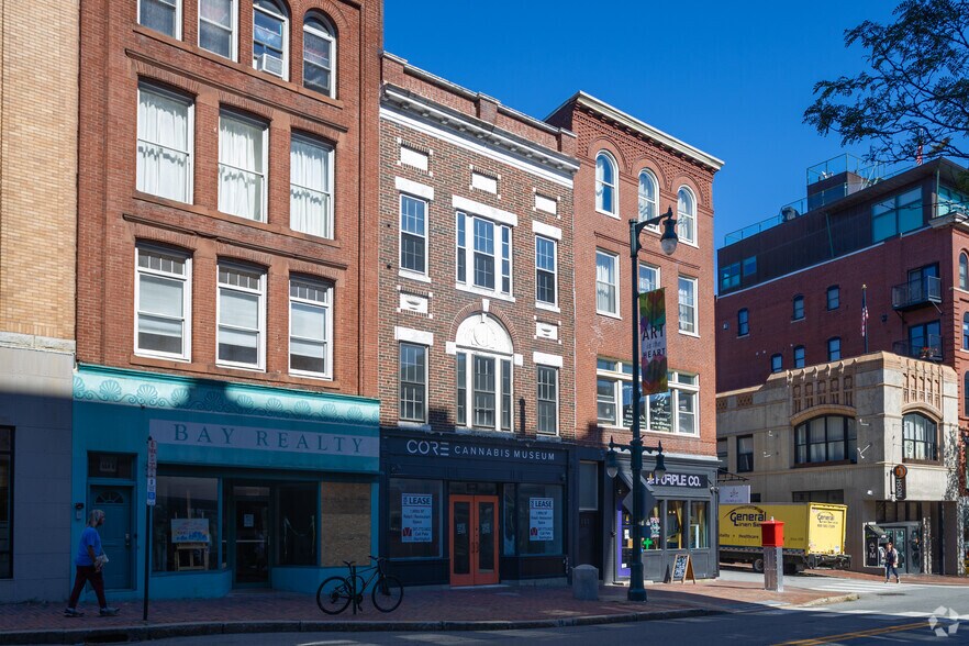 555 Congress St, Portland, ME à vendre - Photo du bâtiment - Image 3 de 3