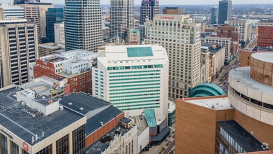 110 W Washington St, Indianapolis, IN - AERIAL  map view