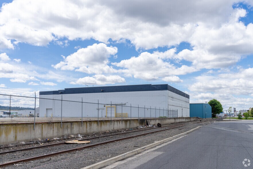 3857 E Olive Ave, Spokane, WA à vendre - Photo du bâtiment - Image 2 de 11