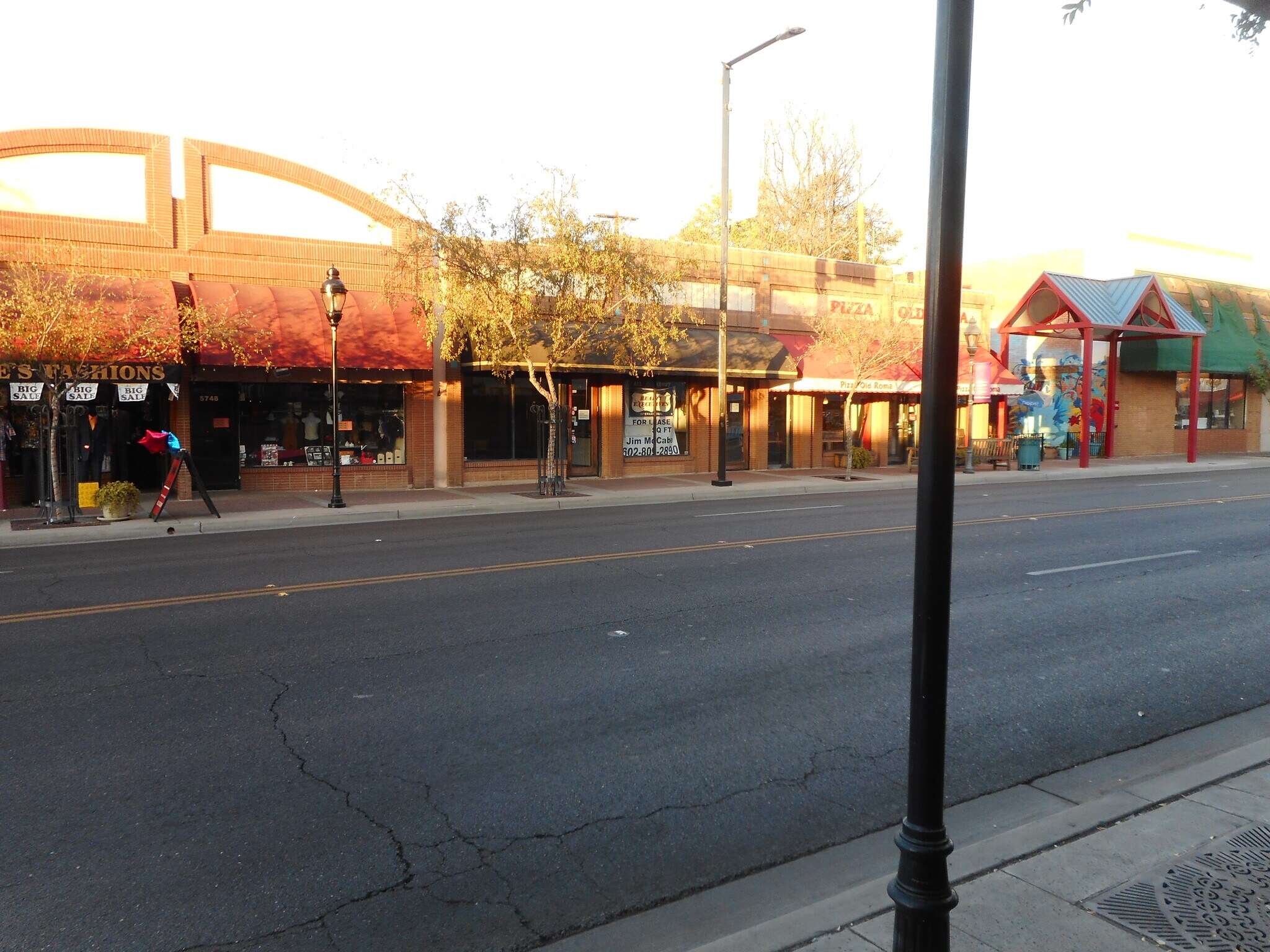 5746 W Glendale Ave, Glendale, AZ à vendre Photo principale- Image 1 de 1