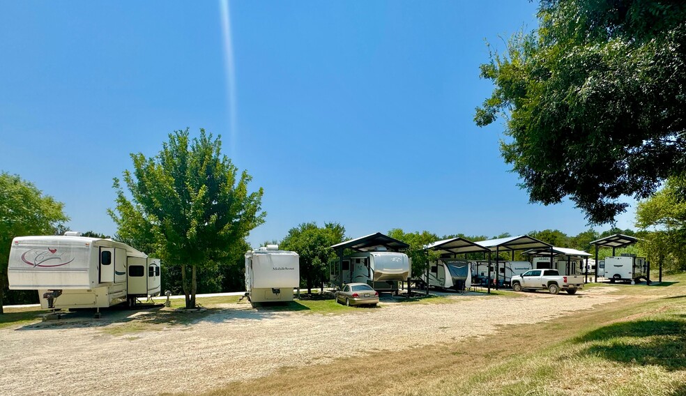 1321 N FM 56, Glen Rose, TX à vendre - Photo principale - Image 1 de 14