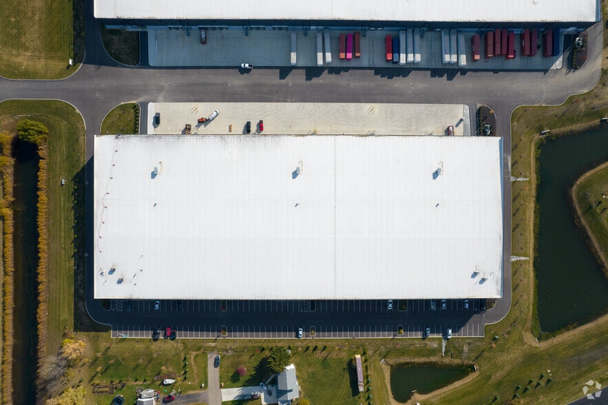 0 Global Ct, Groveport, OH for lease - Aerial - Image 2 of 8