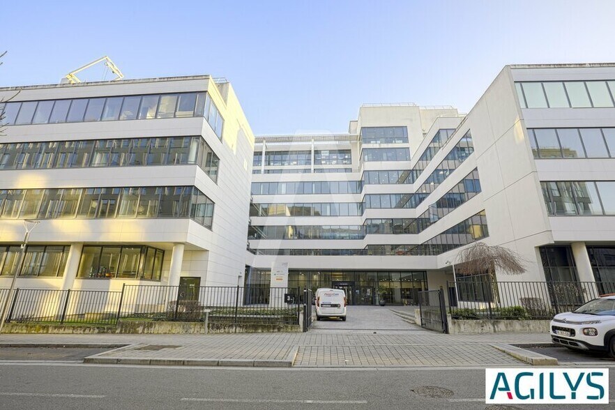 23 Avenue Carnot, Massy à louer - Photo du bâtiment - Image 2 de 14
