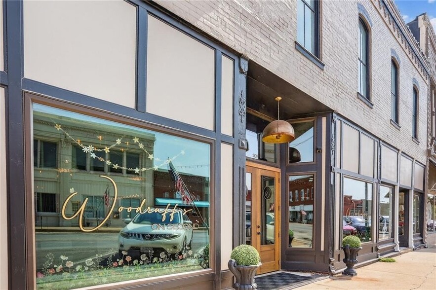 202-204 S 2nd St, Odessa, MO for sale - Building Photo - Image 2 of 10