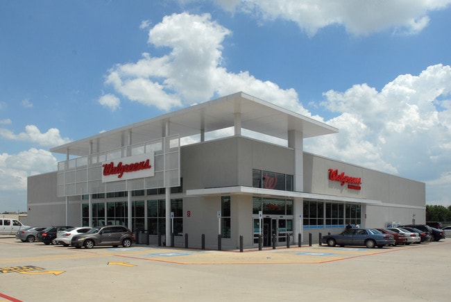 More details for 107 W Rankin Rd, Houston, TX - Retail for Sale