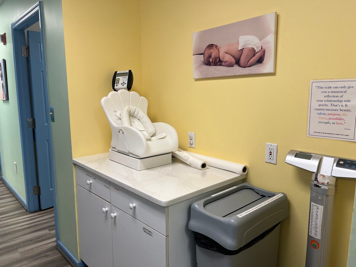 1451 Belle Haven Rd, Alexandria, VA 22307 - Unité 110 -  - Photo intérieure - Image 1 of 9